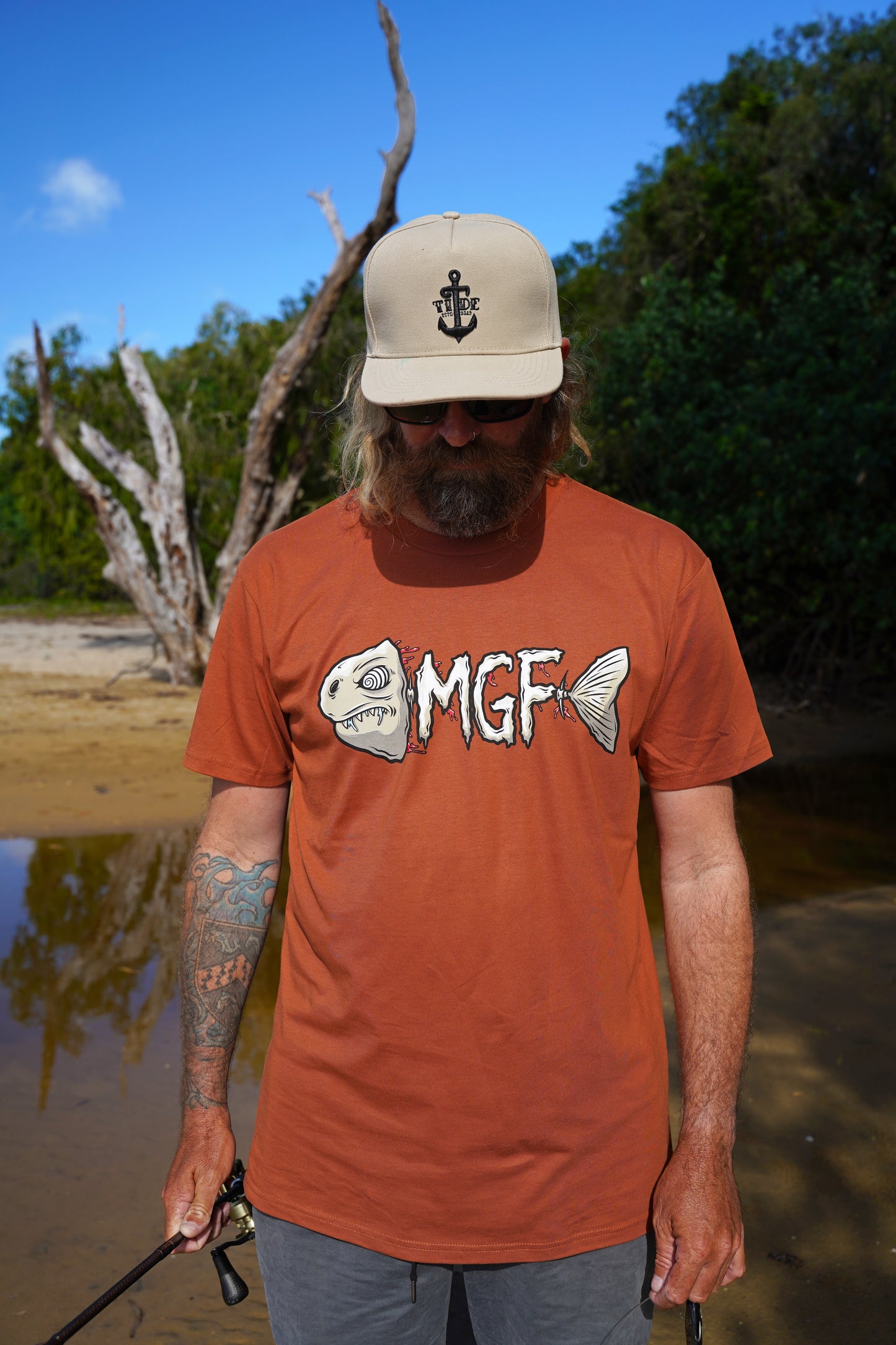 MGF Dizzee Fish Tee - Rusty Fish Hook